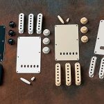 Fender Stratocaster Accessory Kit Black Knobs Kits & Pick Up Covers
